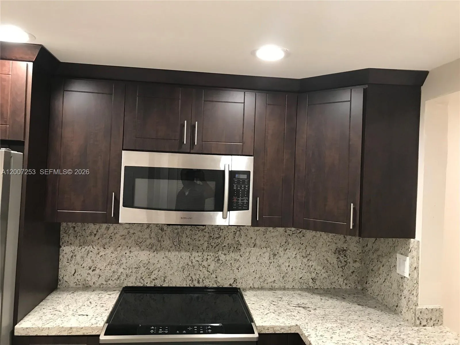 11237 SW 88th St, Miami FL 33176