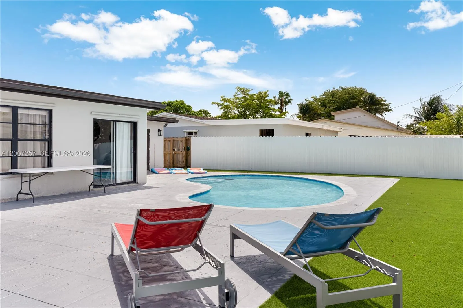 7051 Tyler St, Hollywood FL 33024