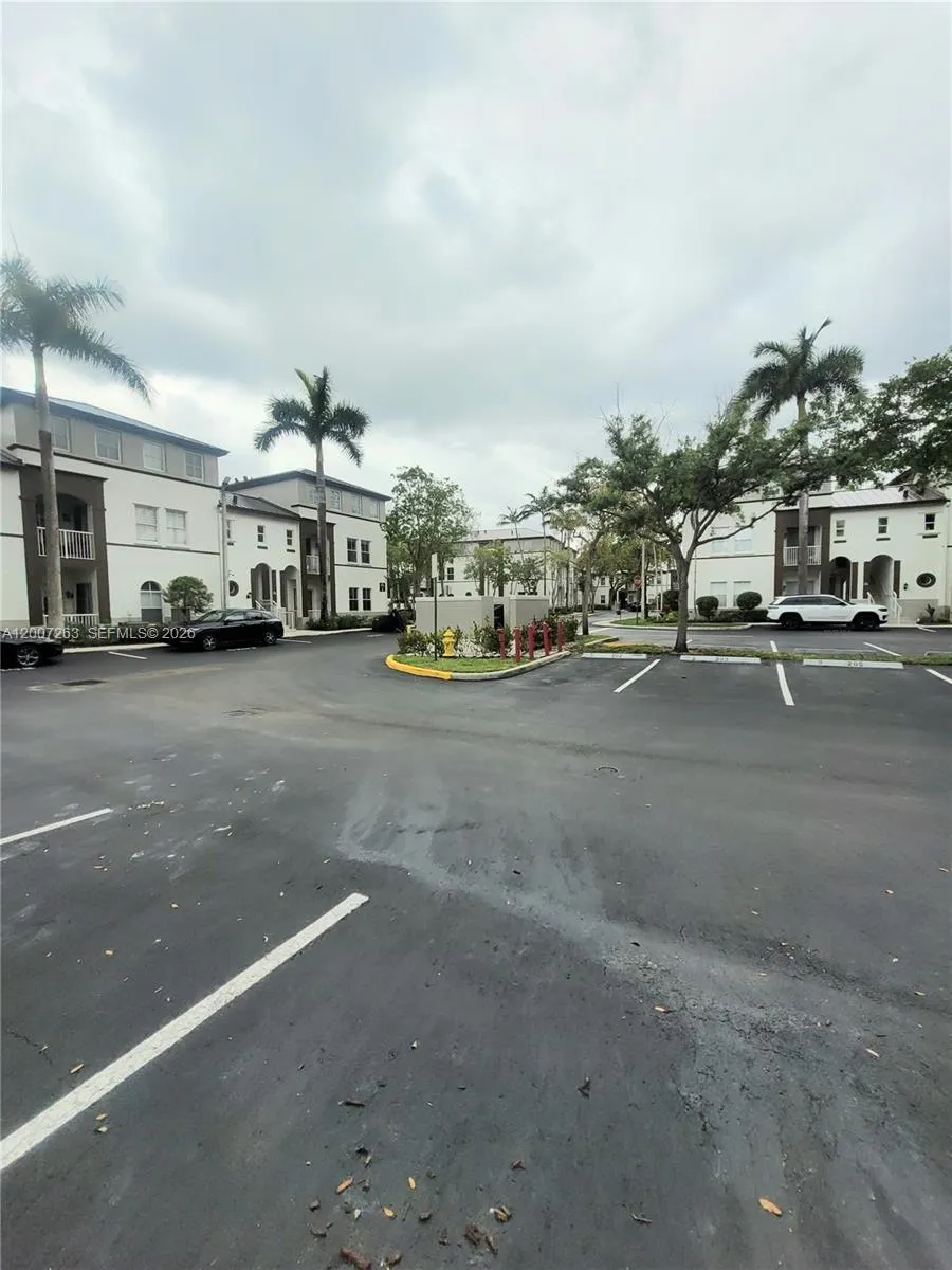 4331 SW 160th Ave # 209, Miramar FL 33027