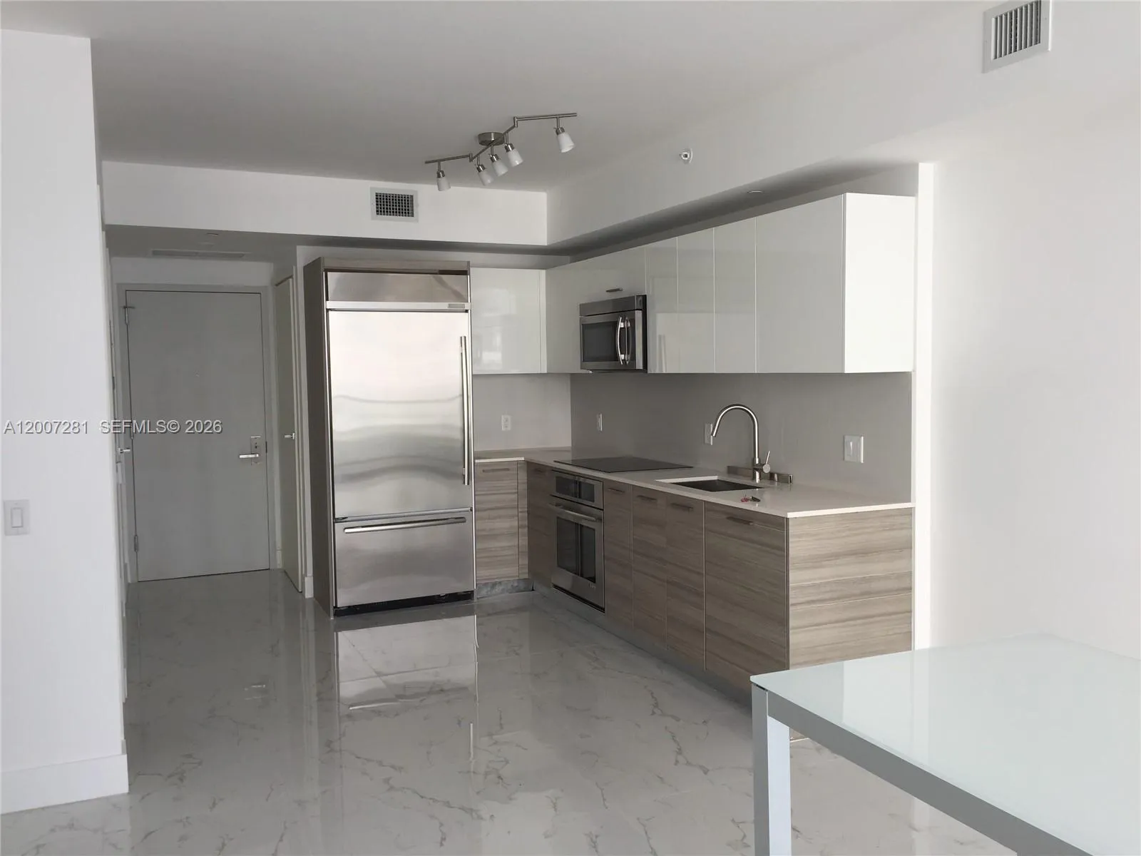 1300 BRICKELL BAY DR # 1210, Miami FL 33131