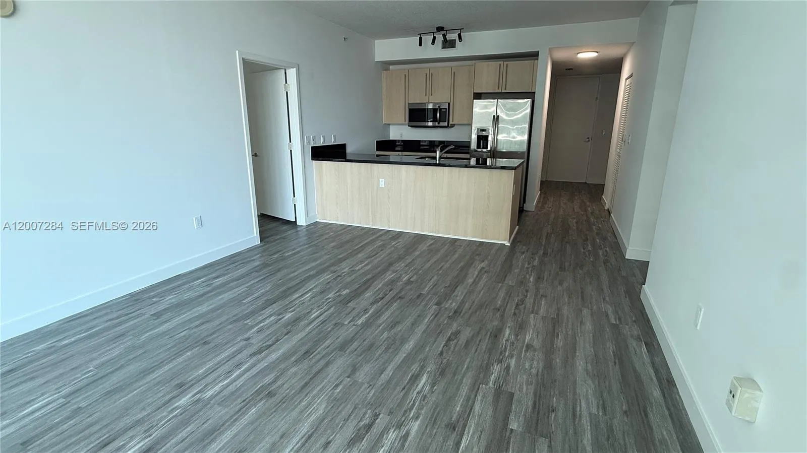 79 SW 12th St, Miami FL 33130