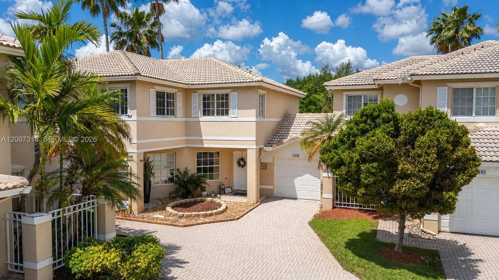 17086 NW 22nd St, Pembroke Pines FL 33028