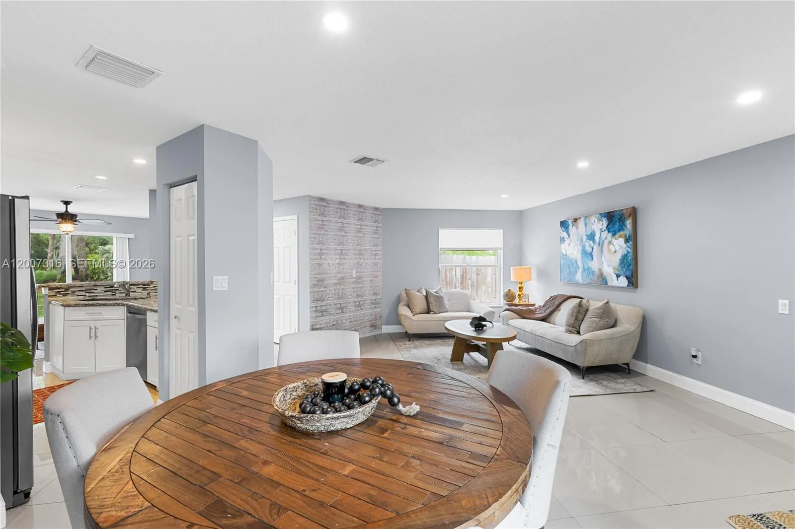 17086 NW 22nd St, Pembroke Pines FL 33028