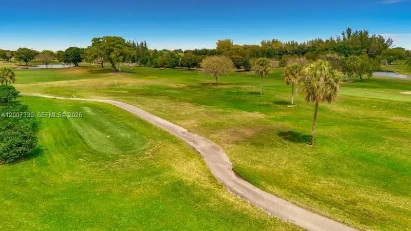 12501 SW 14th St # 112R, Pembroke Pines FL 33027