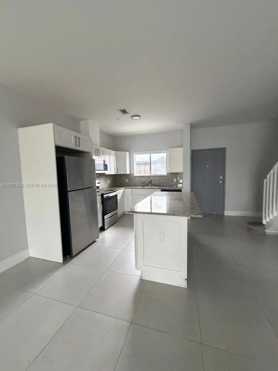 381 E 50th St # 6, Hialeah FL 33013