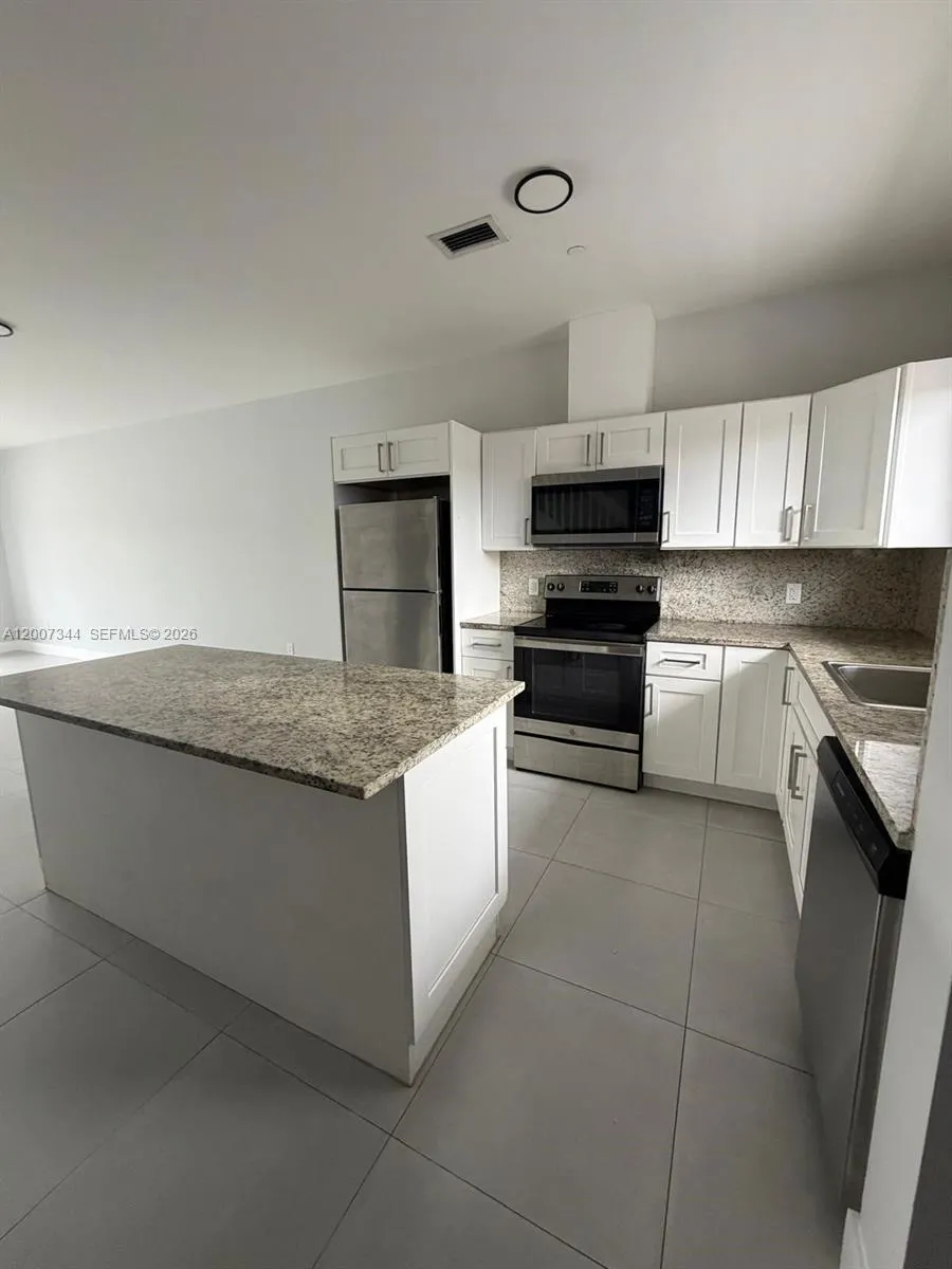 381 E 50th St # 6, Hialeah FL 33013