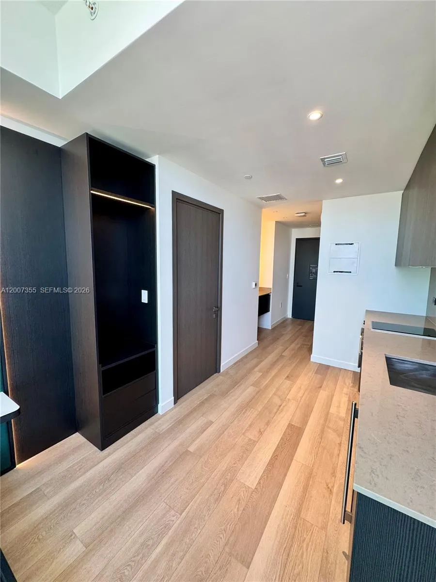 20 NE 11th St # 3012A, Miami FL 33132