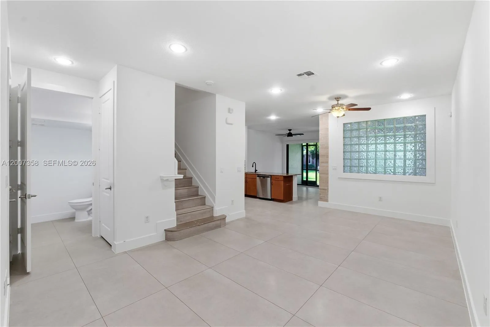 13012 N Riverwalk Cir N, Plantation FL 33325