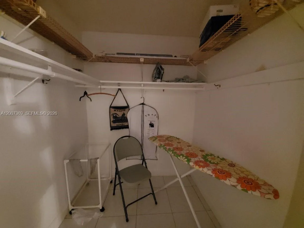 1750 NE 191st St # 1, Miami FL 33179