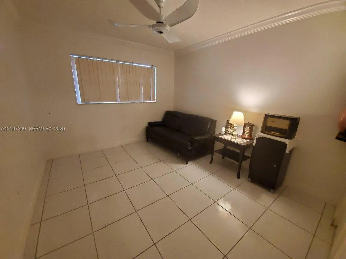 1750 NE 191st St # 1, Miami FL 33179