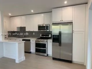 6310 SW 79th St # 24, South Miami FL 33143