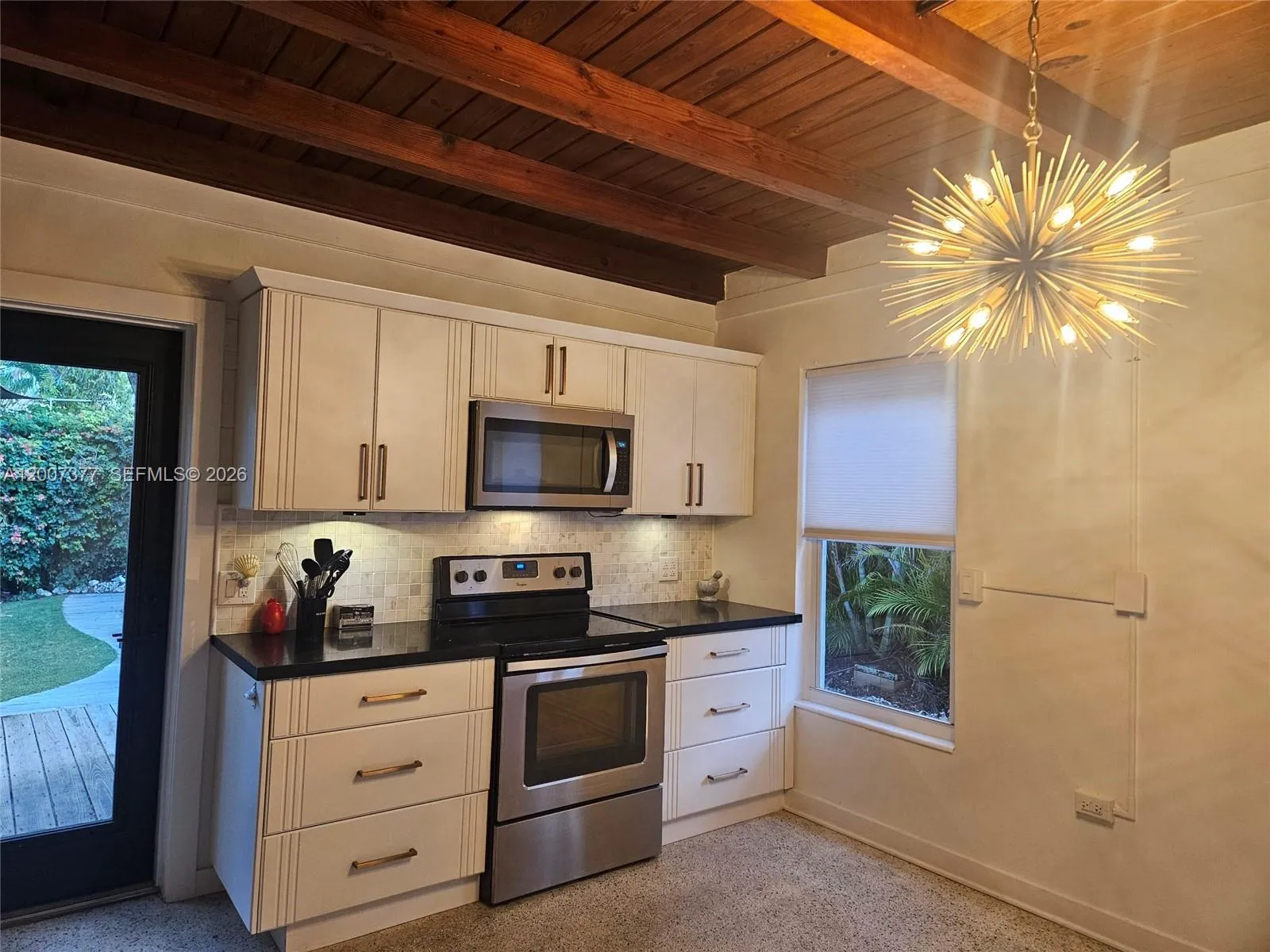 16 N Marlin Ave, Key Largo FL 33037