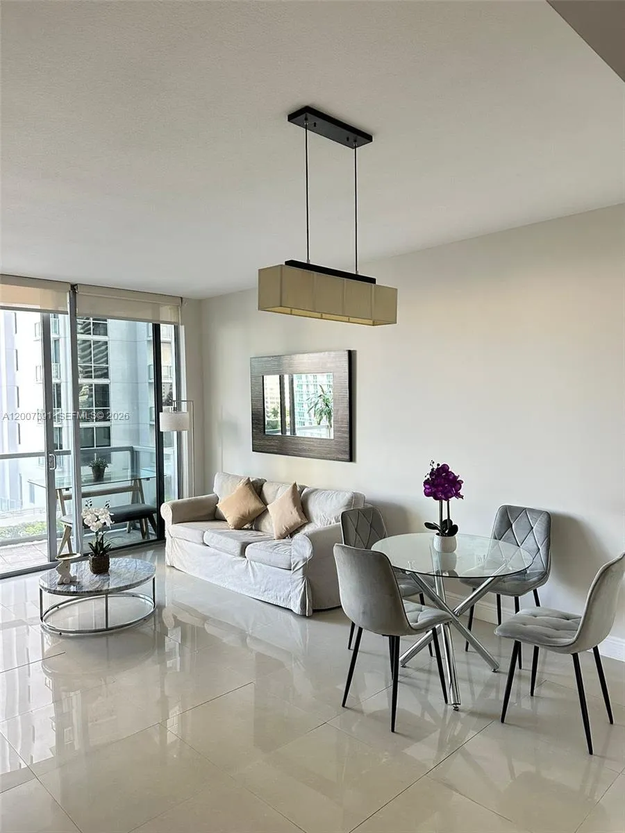 1050 Brickell Ave # 1504, Miami FL 33131