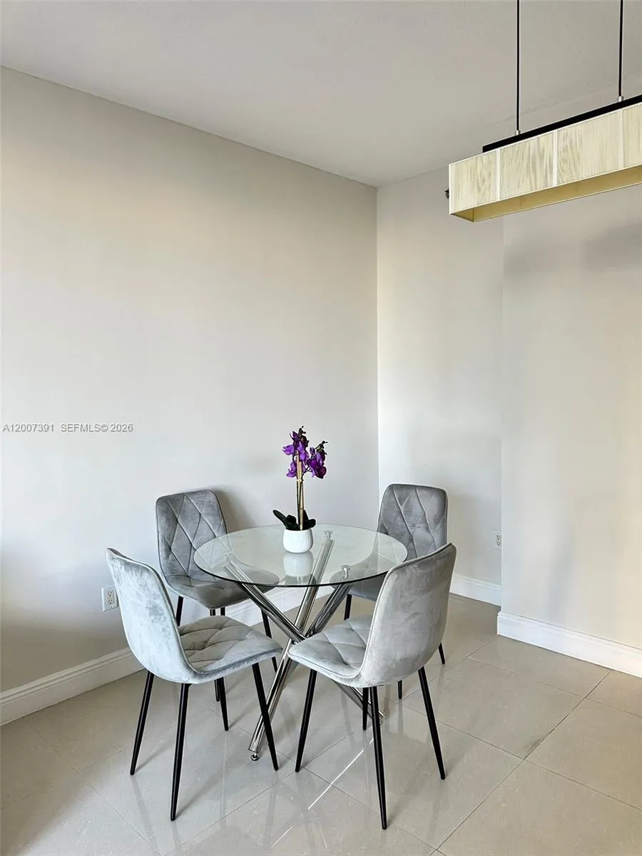 1050 Brickell Ave # 1504, Miami FL 33131