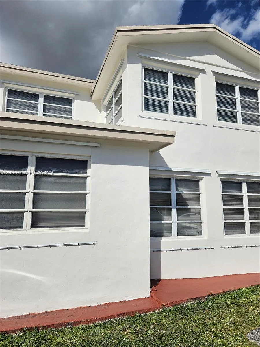 3431-3434 SW 4th St, Miami FL 33135