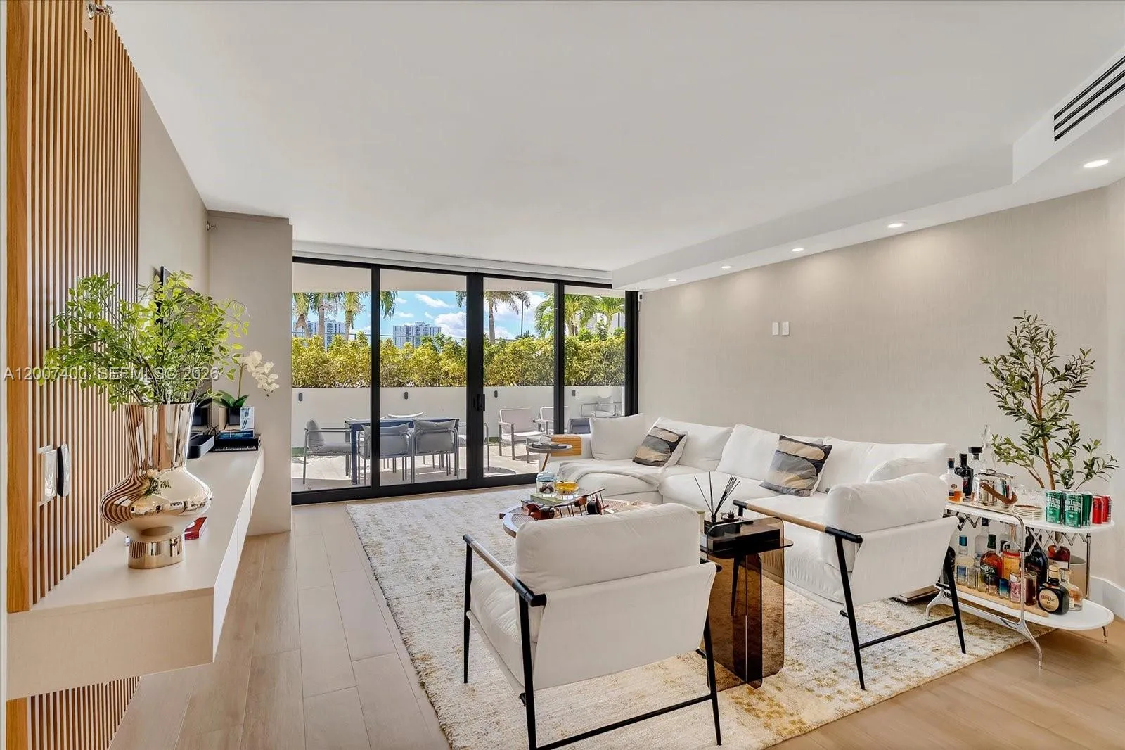 3640 Yacht Club Dr # 310, Aventura FL 33180