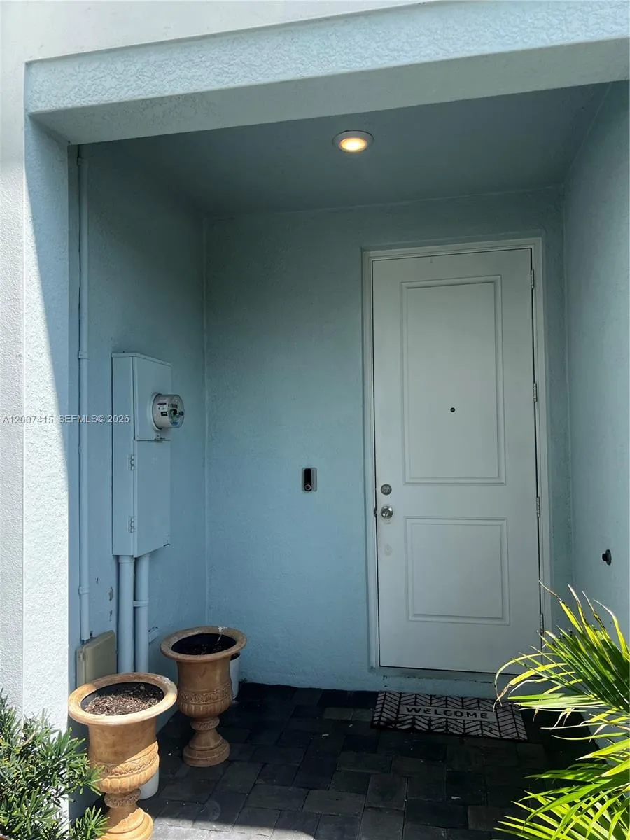 6349 Topsail Dr, West Palm Beach FL 33413