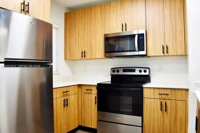 4041 N Pine Island Rd # 105, Sunrise FL 33351