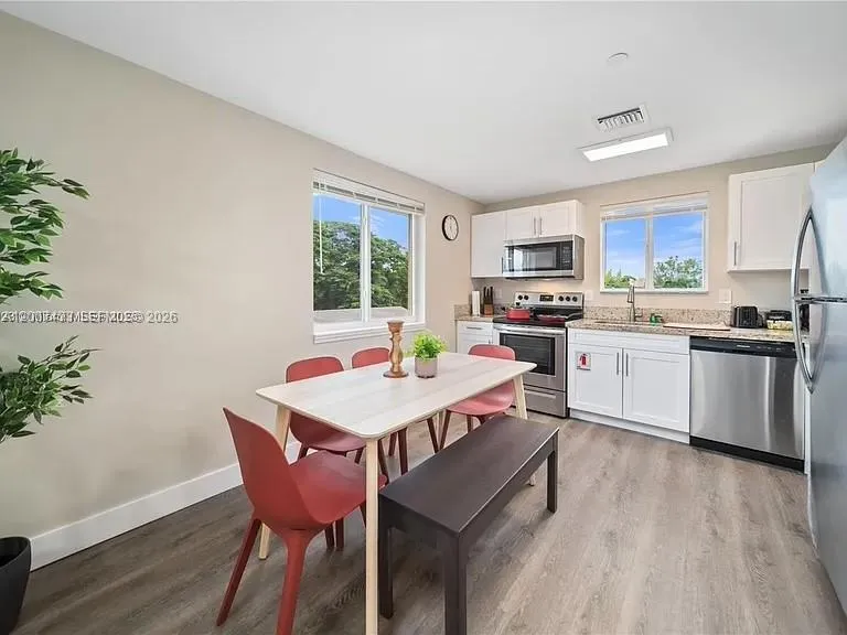 2320 Garfield St, Hollywood FL 33020