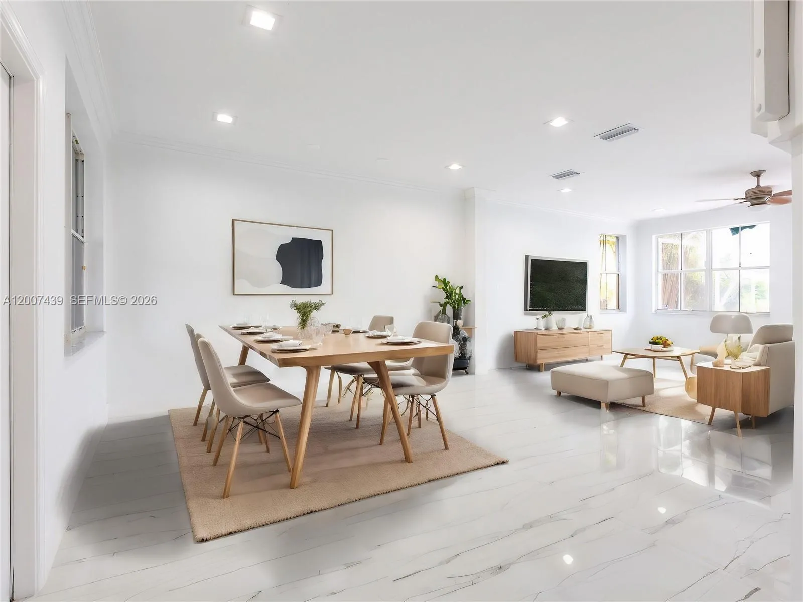 801 Tanglewood Cir, Weston FL 33327