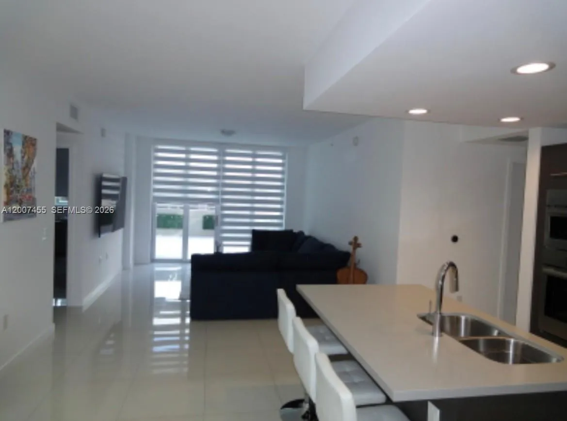 7825 NW 107th Ave # 221, Doral FL 33178