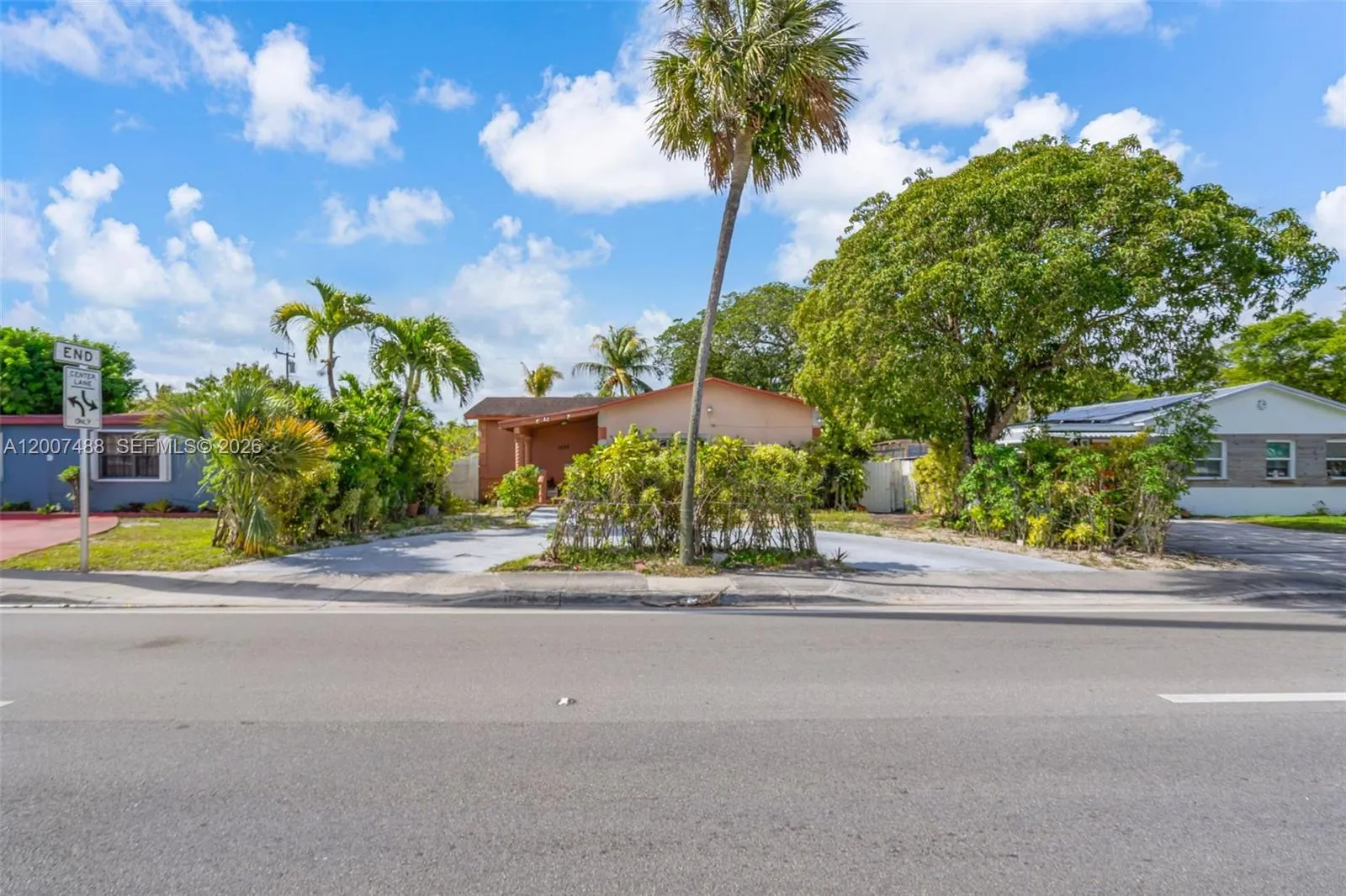 1320 NE 135th St, North Miami FL 33161