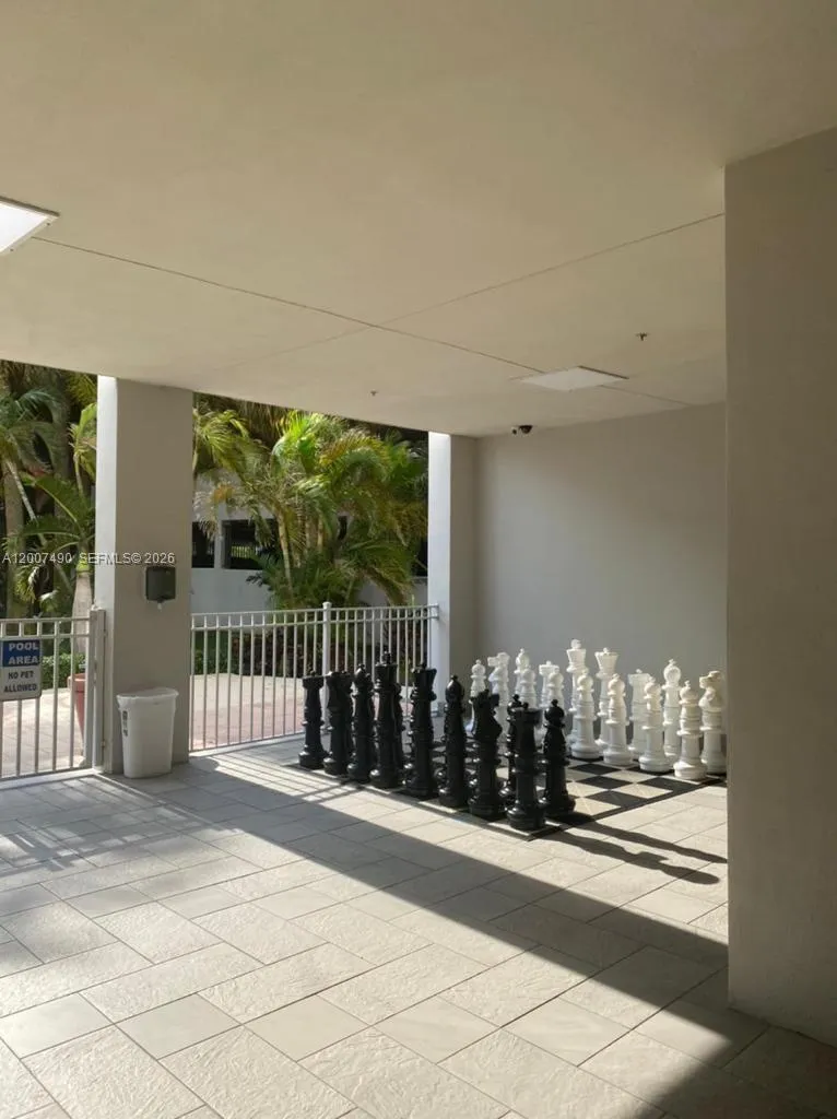 19380 Collins Ave # 805, Sunny Isles Beach FL 33160