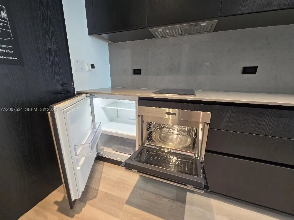 20 NE 11th St # 2307, Miami FL 33132