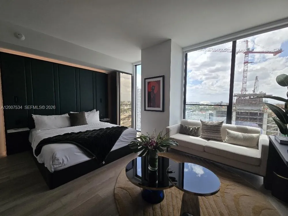 20 NE 11th St # 2307, Miami FL 33132