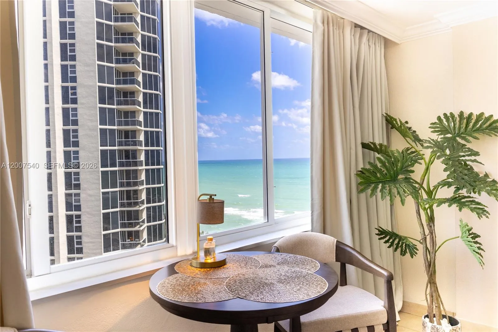 19201 Collins Ave # 1123, Sunny Isles Beach FL 33160