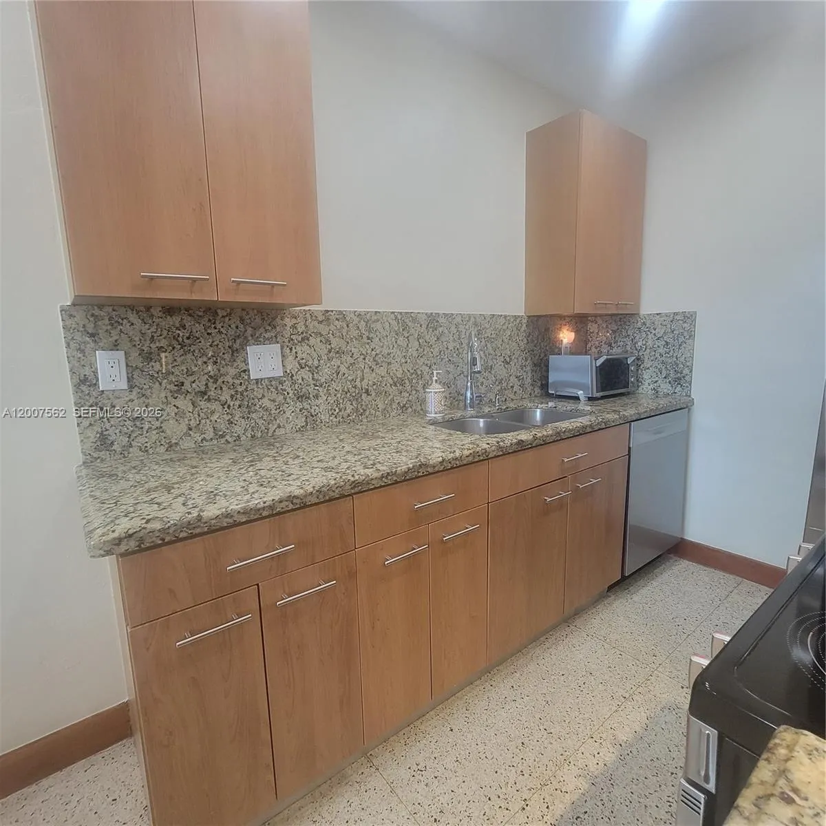 7400 Harding Ave # 15, Miami Beach FL 33141