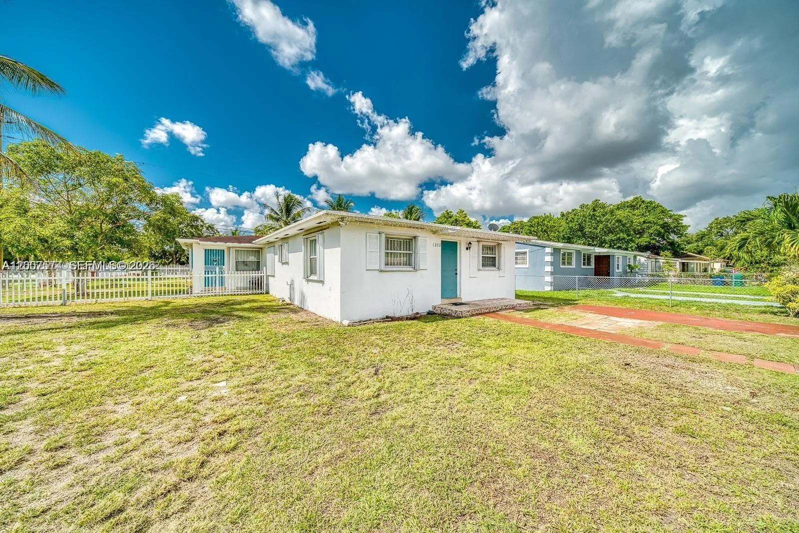 1200 NW 102nd St # 1202, Miami FL 33147