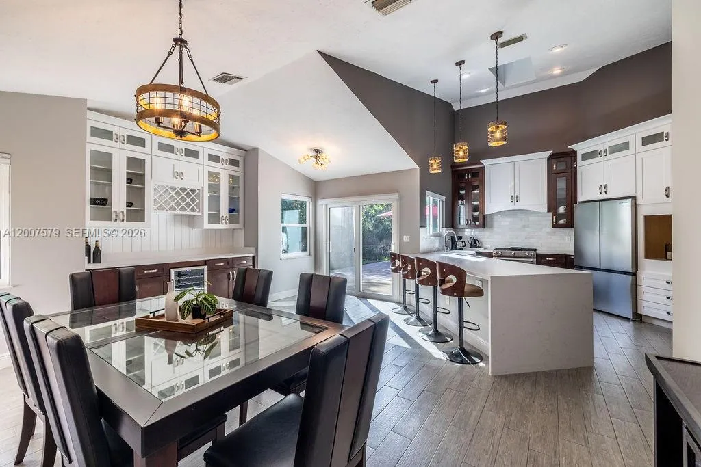 9330 Seagrape Dr, Vero Beach FL 32963