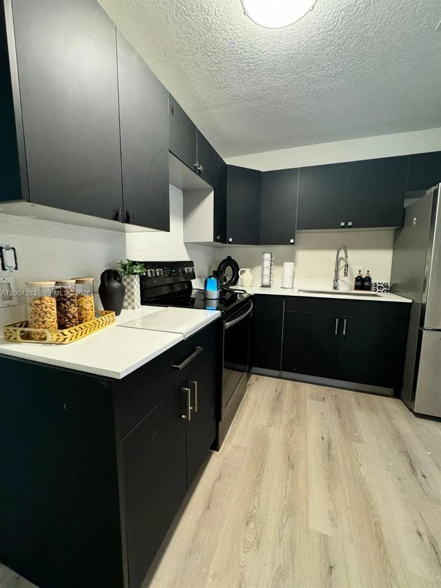 1865 NW 45th St # 1, Miami FL 33142