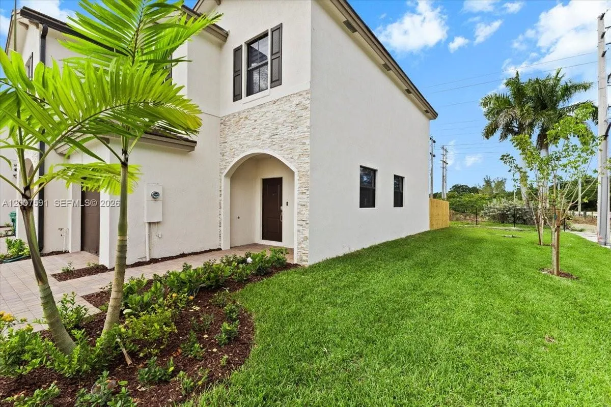 23210 SW 133rd Ct, Homestead FL 33032