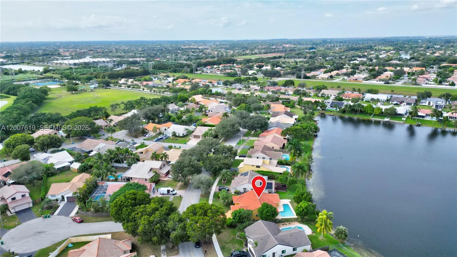 6255 Hawkes Bluff Ave, Davie FL 33331