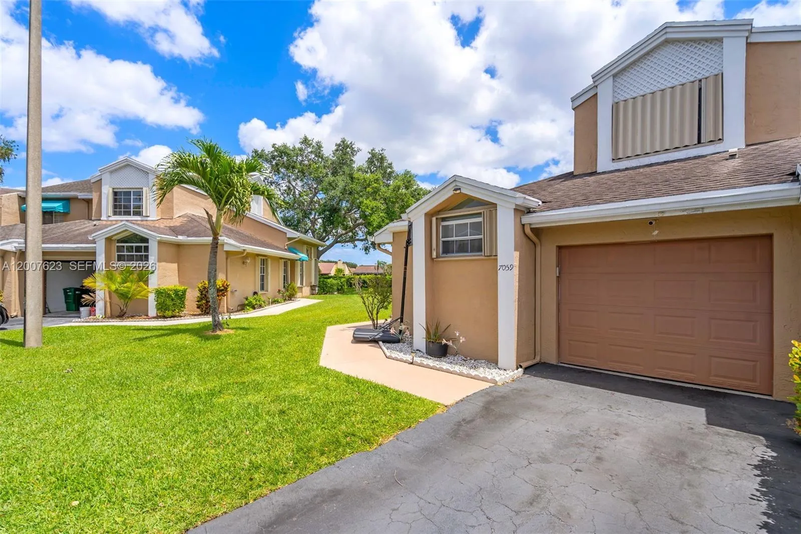 7059 Woodmont Way, Tamarac FL 33321