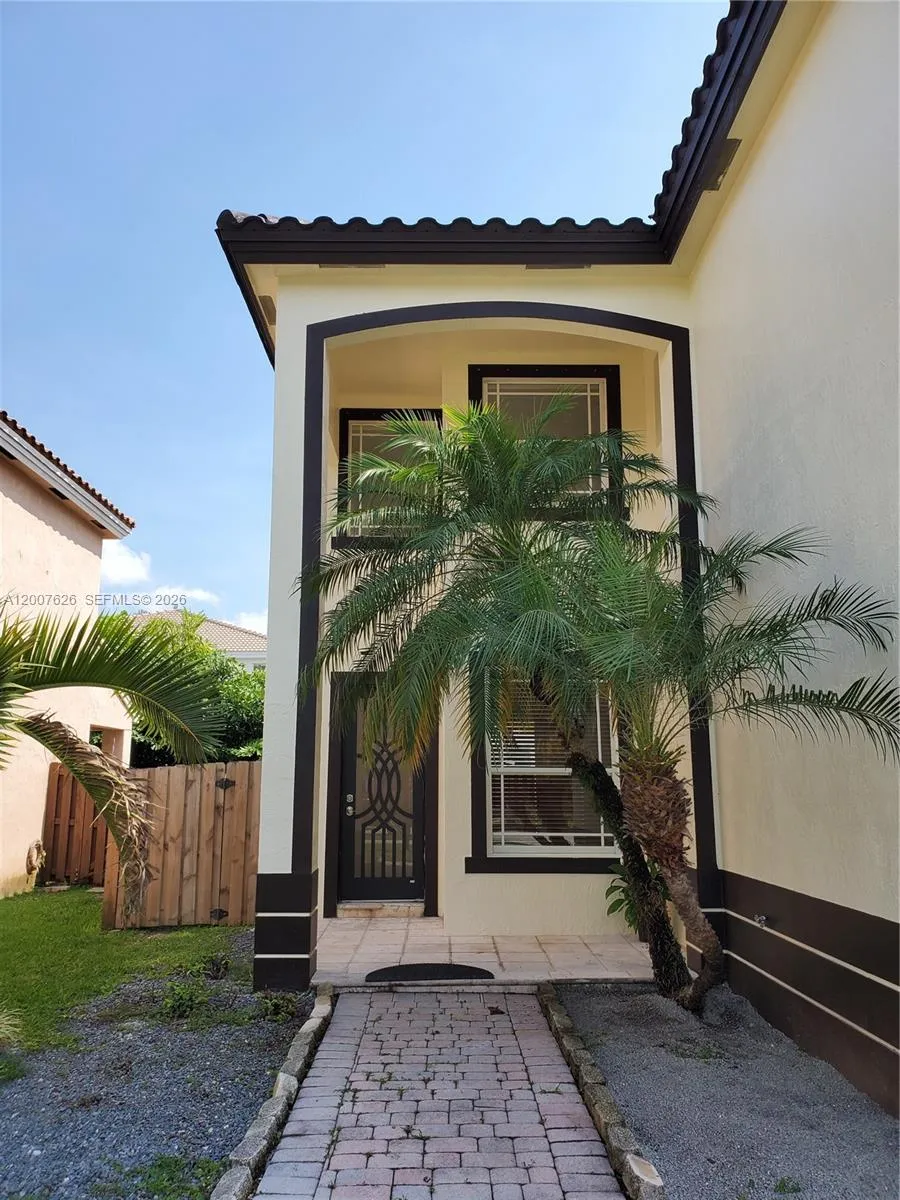 13952 SW 153rd Ter, Miami FL 33177