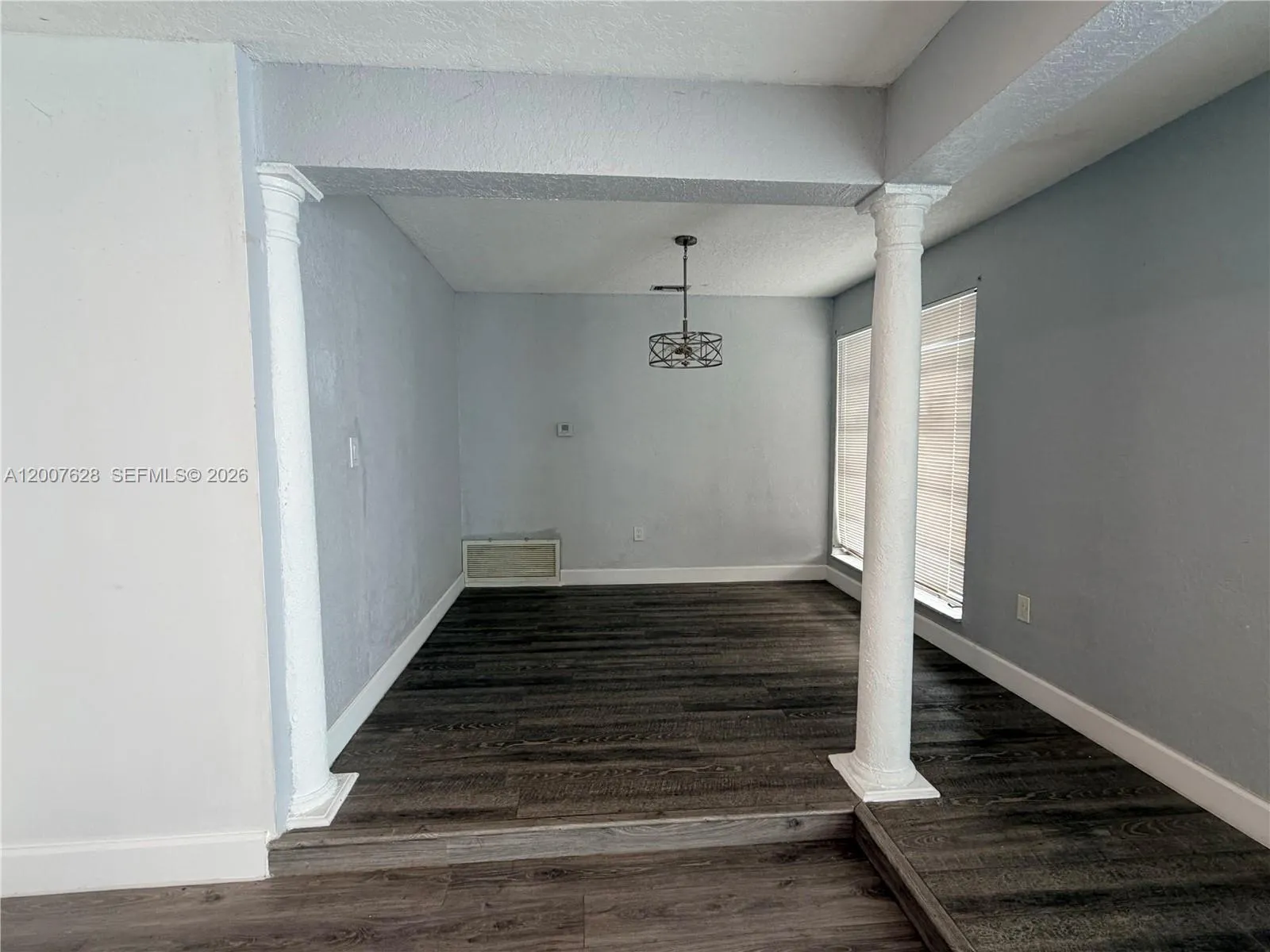 7031 NW 20th St, Sunrise FL 33313