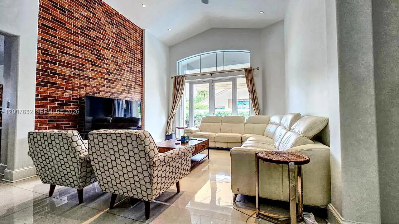 18920 SW 29th St, Miramar FL 33029