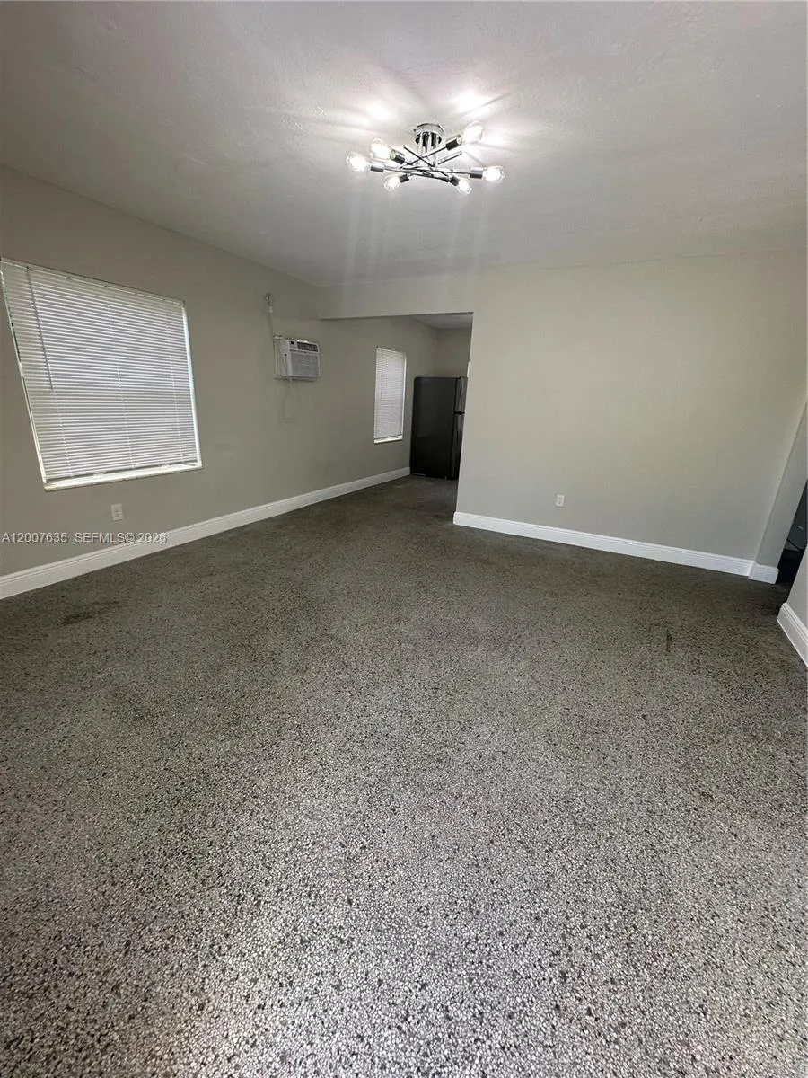 1140 NE 1st Ave # 1140, Fort Lauderdale FL 33304