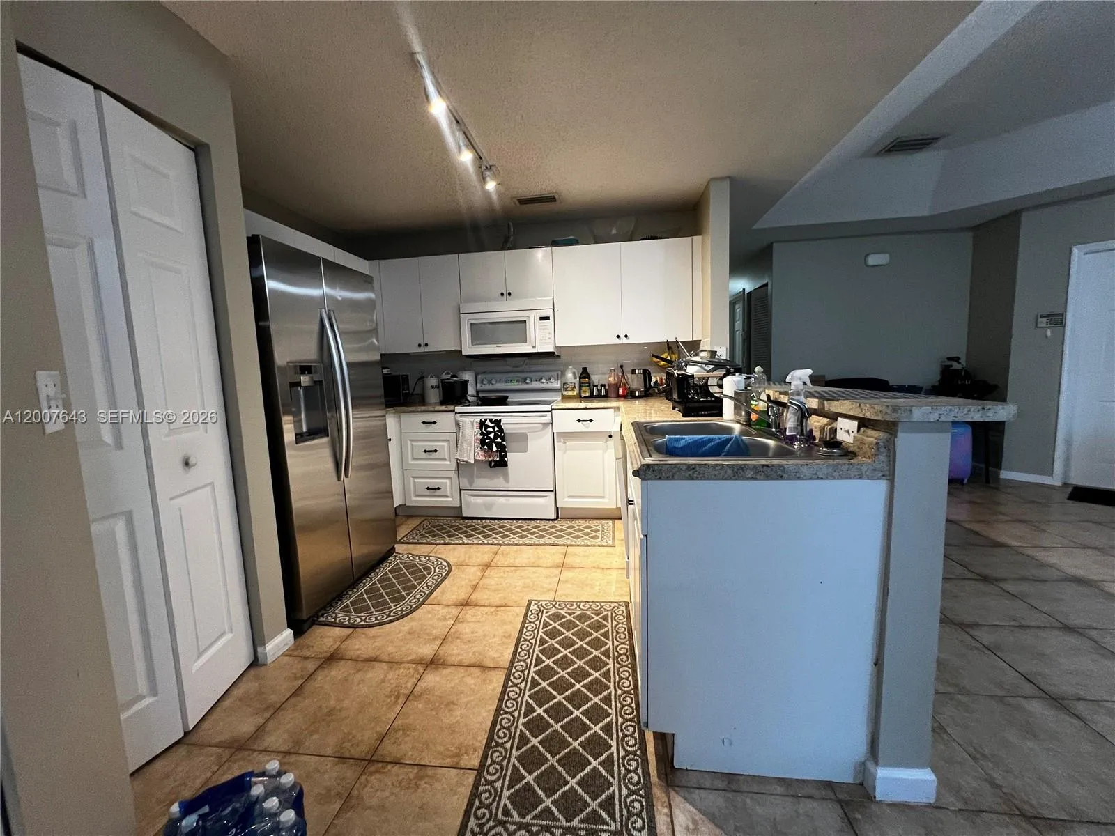 9312 NW 54th St # 9312, Sunrise FL 33351