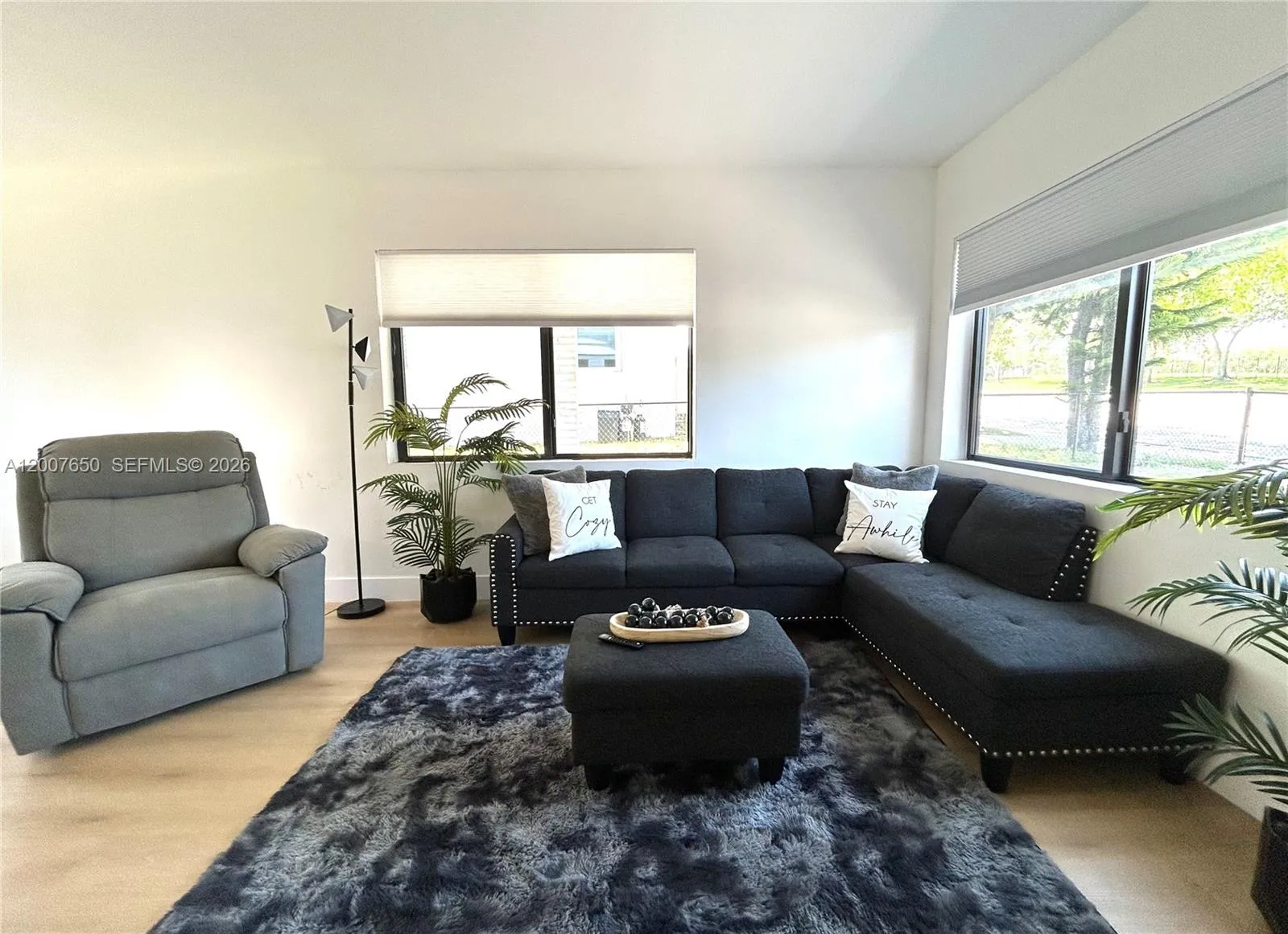 808 45th St, West Palm Beach FL 33407