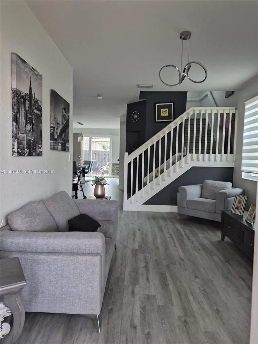 12423 SW 123rd Ter, Miami FL 33186