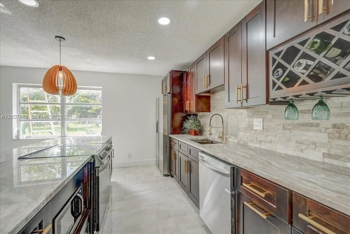 1480 W 36th St, Riviera Beach FL 33404