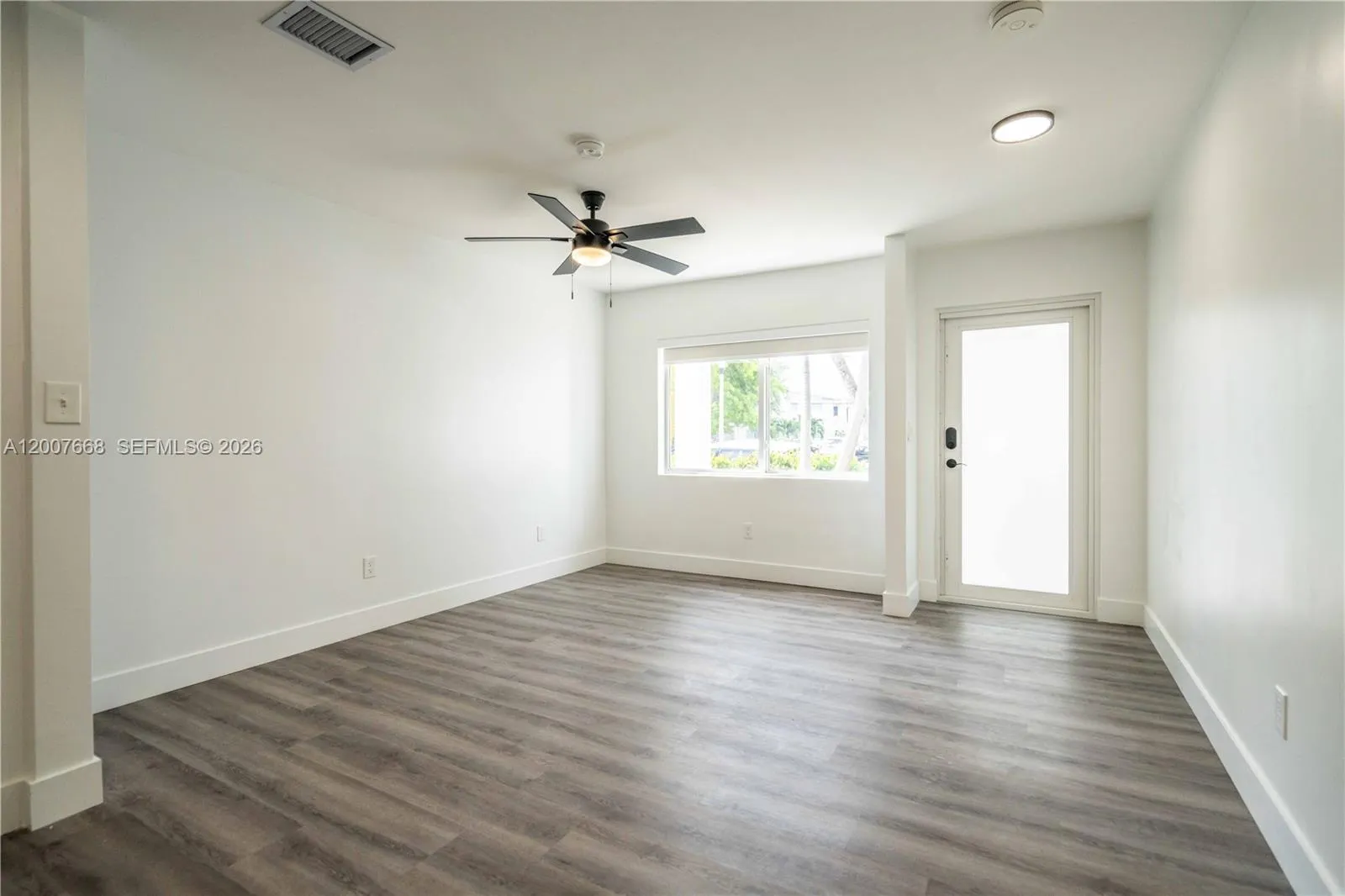 725 81st St # 2, Miami Beach FL 33141