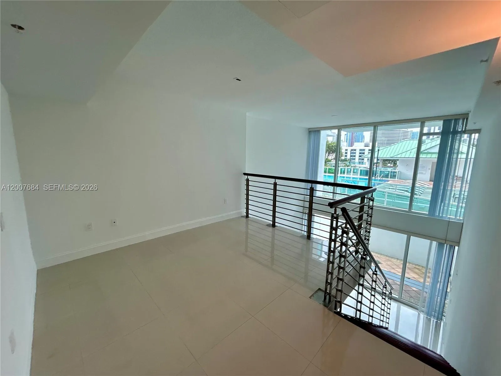 41 SE 5th St # 703, Miami FL 33131