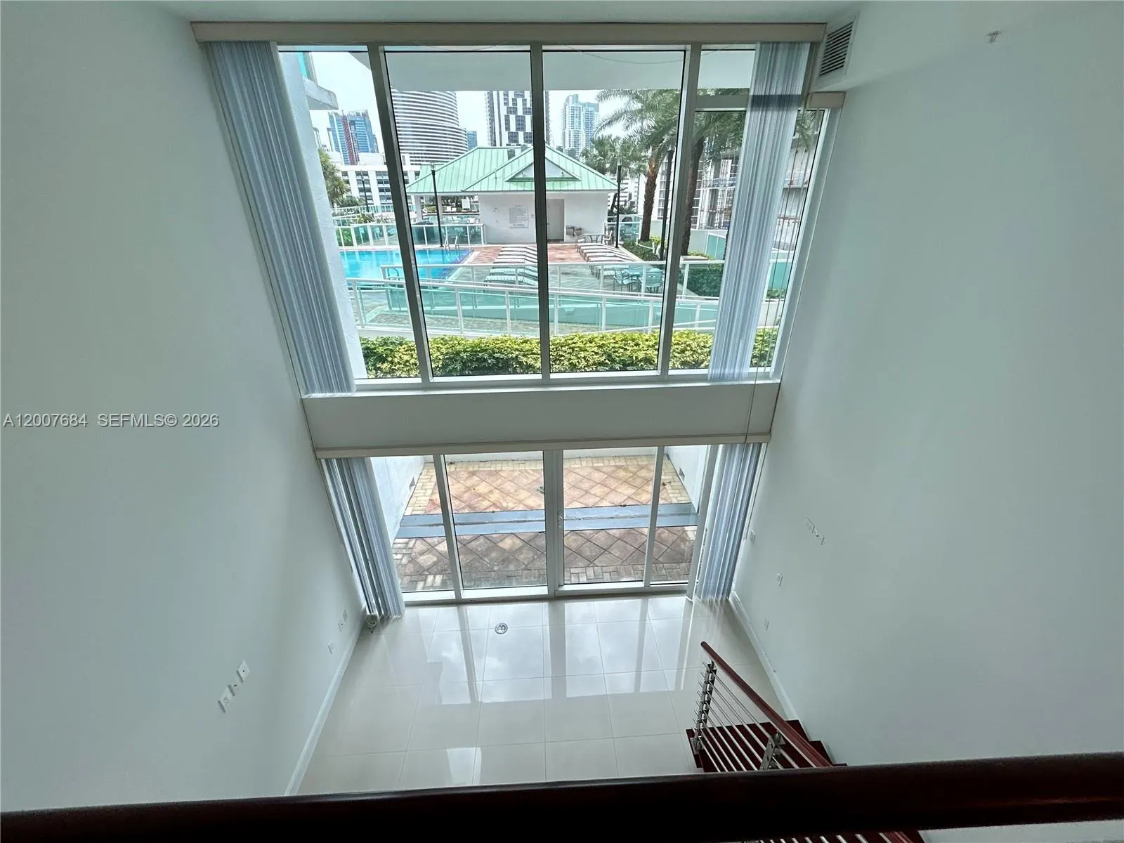 41 SE 5th St # 703, Miami FL 33131