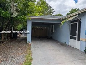 621 S 24th Ave, Hollywood FL 33020