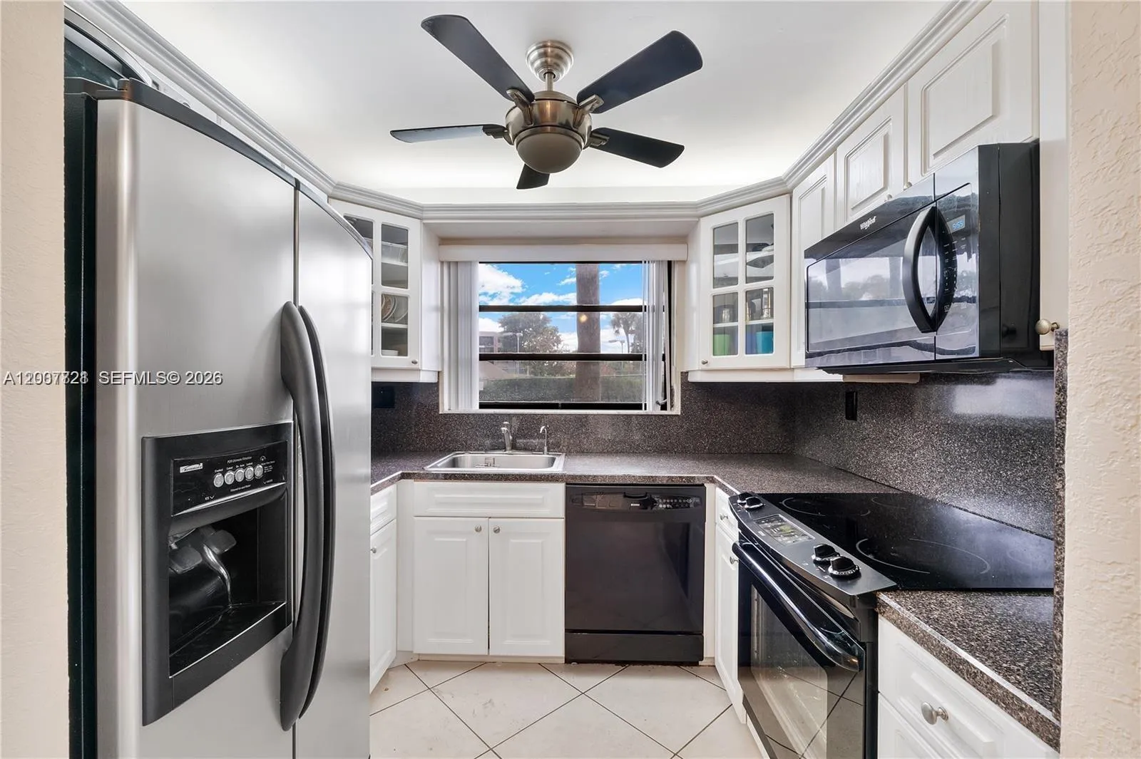 1101 Colony Point Cir # 101, Pembroke Pines FL 33026